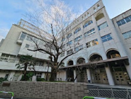 小学校　文京区立湯島小学校（小学校）まで100m