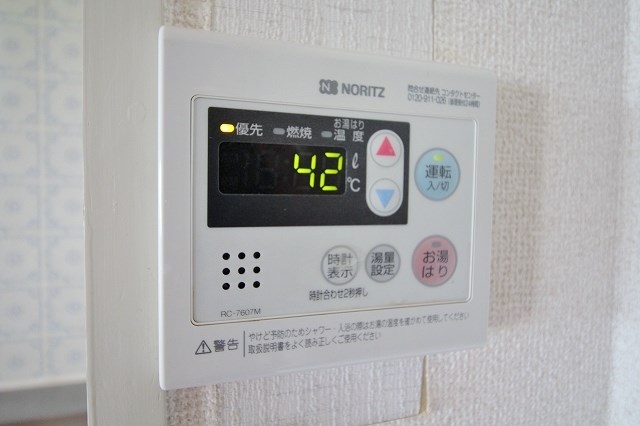 その他設備　給湯リモコン