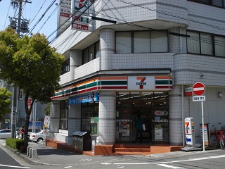 コンビニ　セブンイレブン 名古屋本郷2丁目店（コンビニ）まで437m