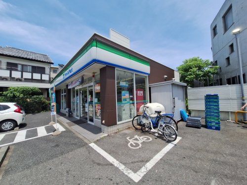 コンビニ　ファミリーマート下落合二丁目店（コンビニ）まで480m