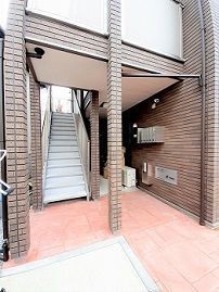 エントランス　☆共用設備もキレイ☆