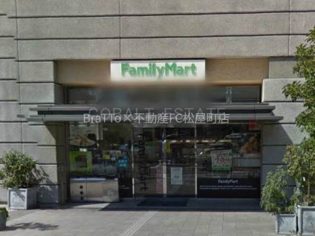 コンビニ　ファミリーマート南堀江店（コンビニ）まで61m