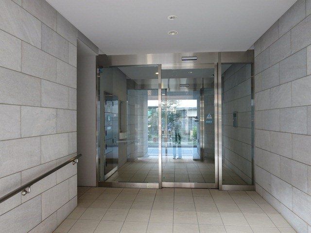 エントランス　毎日通るエントランス♪