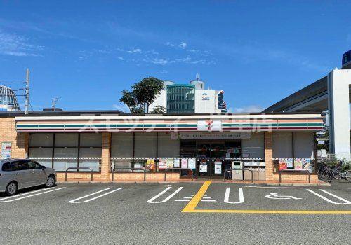 コンビニ　セブンイレブン 大阪南港中8丁目店（コンビニ）まで850m