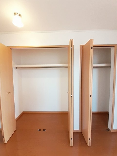 収納　図面と現状に相違がある場合には現状を優先