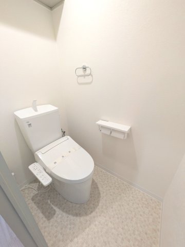 トイレ　清潔感のあるトイレです