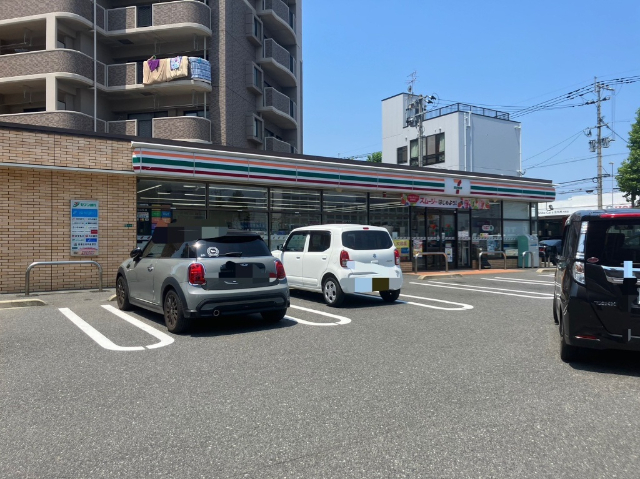 コンビニ　セブンイレブン門司東新町１丁目店（コンビニ）まで767m