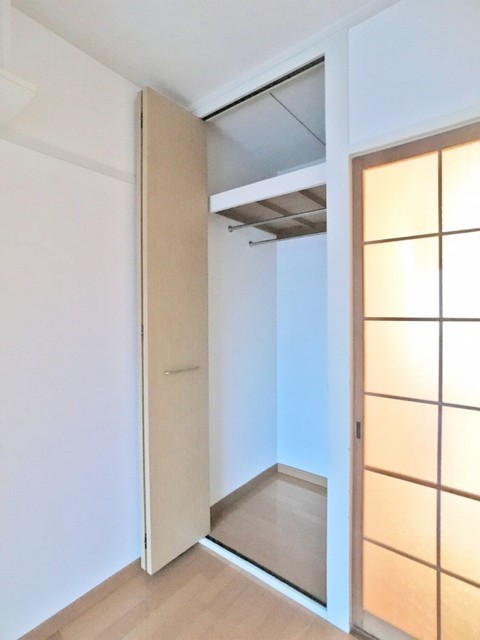 収納　洋室　クローゼット