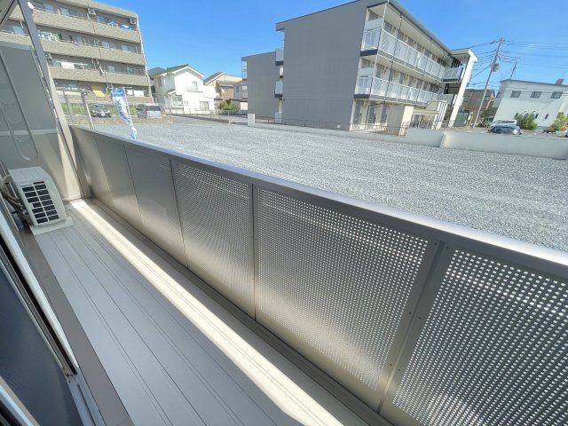 バルコニー　※同タイプ・別室の写真になります。