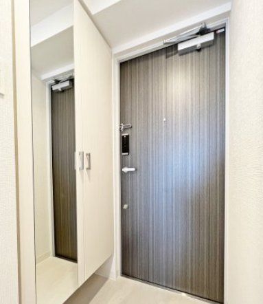 玄関　収納