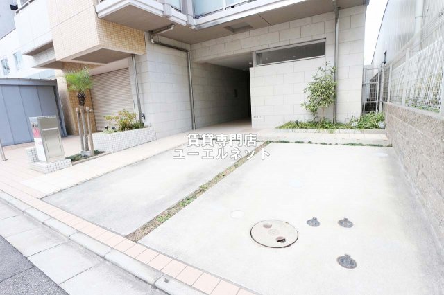 駐車場　敷地内駐車場あり◎