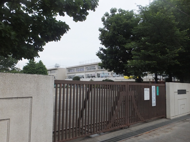 小学校　調布市立 富士見台小学校（小学校）まで694m