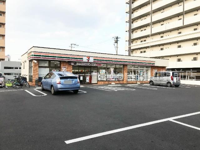コンビニ　セブンイレブン岡山大元駅北店（コンビニ）まで466m