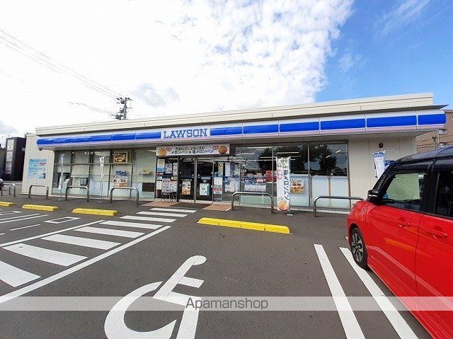 コンビニ　ローソン　高松東２丁目店（コンビニ）まで400m