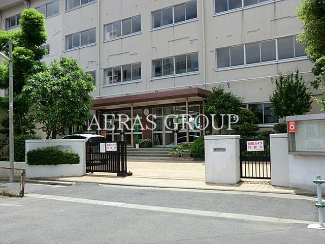 中学校　葛飾区立新宿中学校（中学校）まで775m
