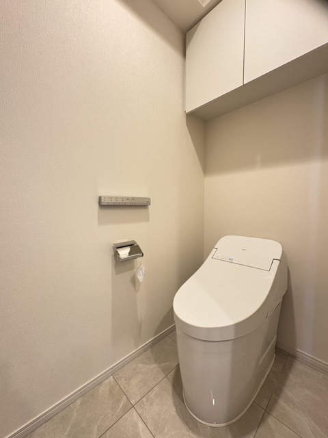 トイレ　※写真は同タイプ住戸です。