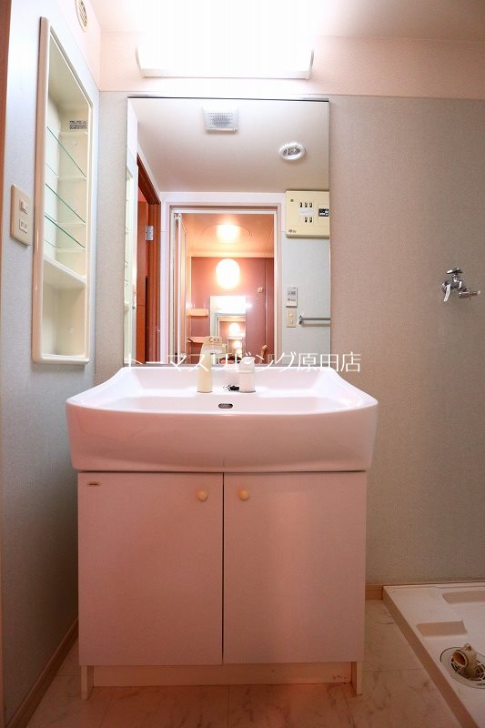 洗面設備　102号室写真