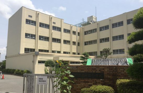 小学校　高槻市立南平台小学校（小学校）まで250m