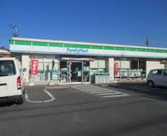 コンビニ　ファミリーマート千葉生実町店（コンビニ）まで984m