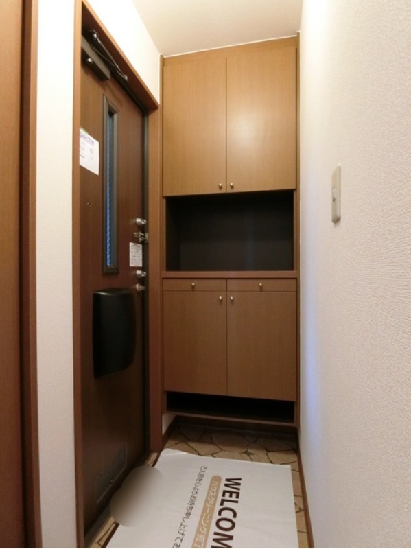 玄関　図面と現状に相違がある場合には現状を優先
