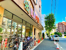 スーパー　ライフ 神田和泉町店（スーパー）まで717m