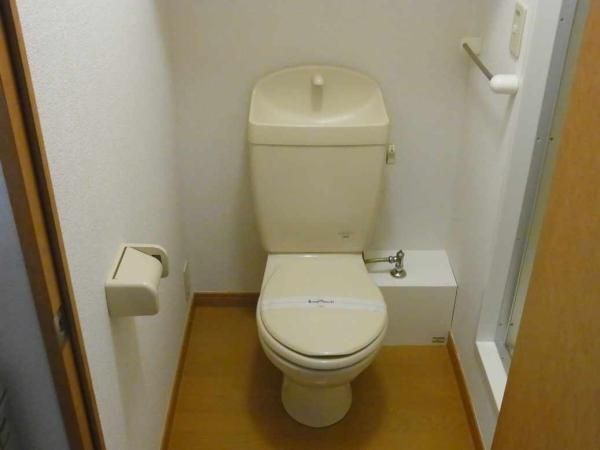 トイレ　別部屋参照