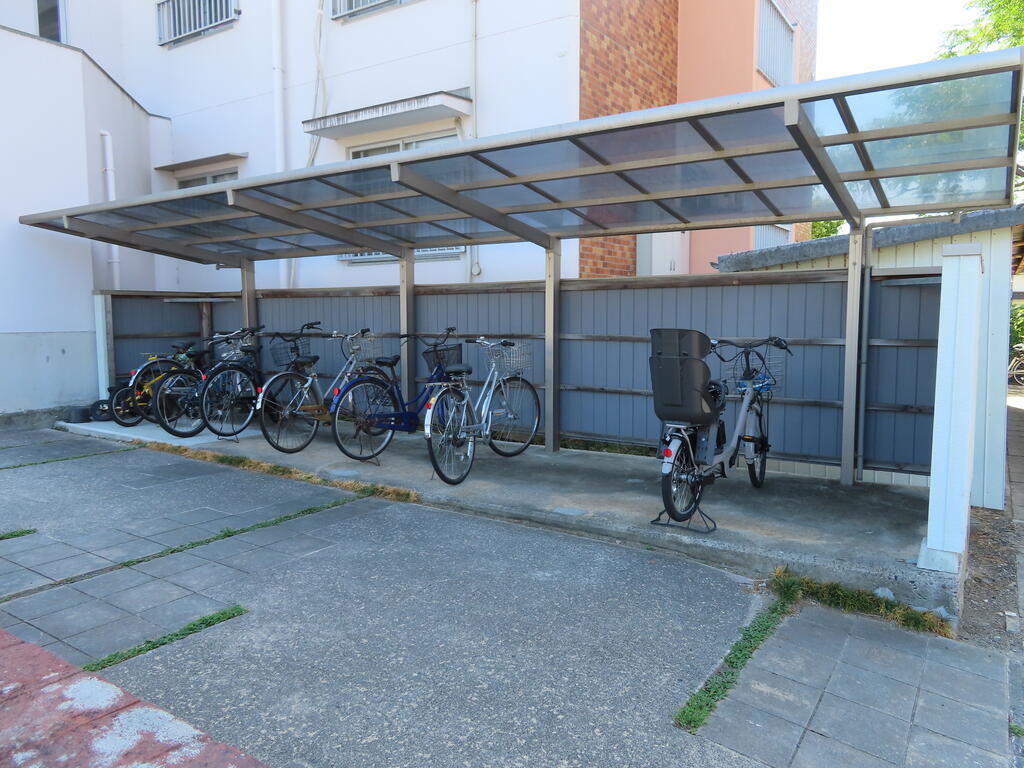 その他　自転車置き場