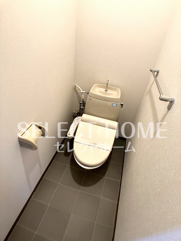 トイレ　ゆったりとした空間のトイレです