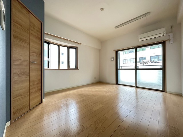 居室・リビング　※他部屋の写真です。現況優先。