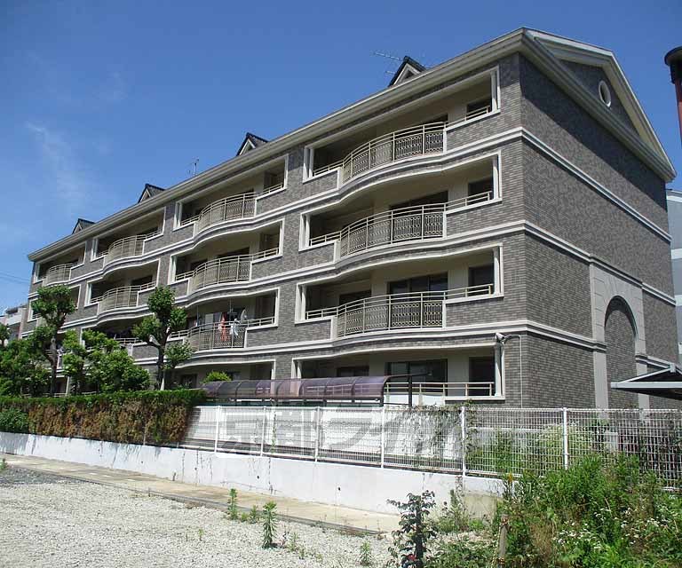 建物外観　ＳＥＣＯＭセキュリティーが入っています。