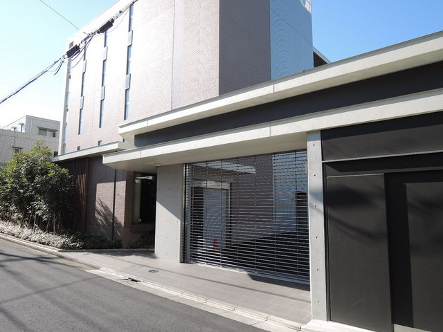 駐車場　シャッターゲート出入口♪