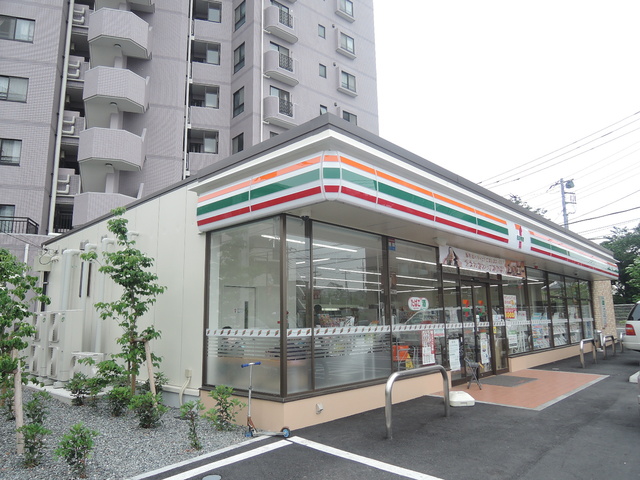 コンビニ　セブン－イレブン　さいたま南本町２丁目店（コンビニ）まで190m