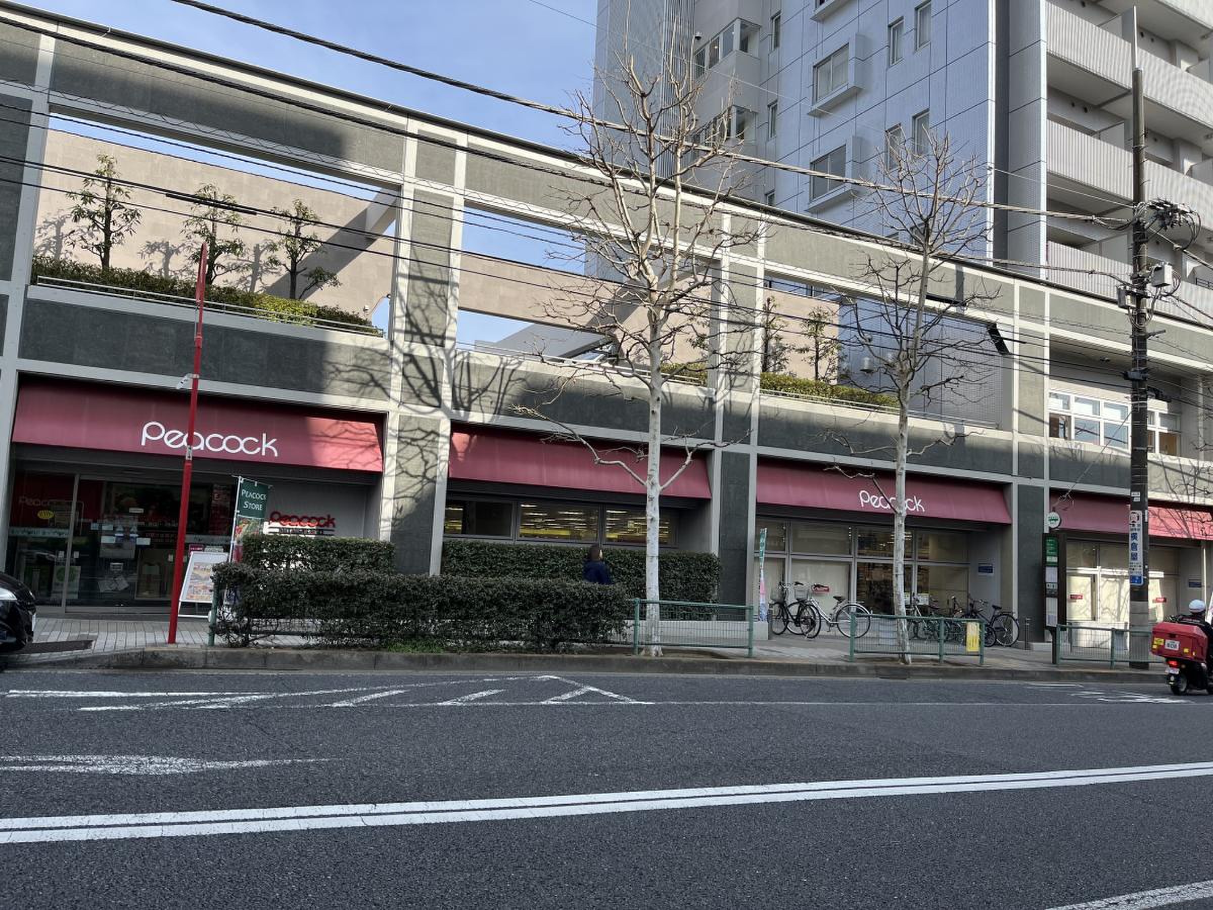 スーパー　ピーコックストア三田伊皿子店（スーパー）まで505m
