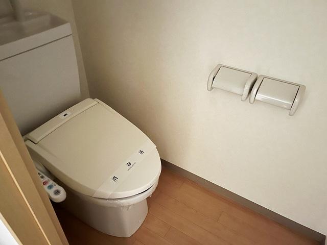 トイレ　トイレ