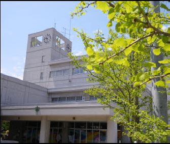 中学校　札幌市立厚別南中学校（中学校）まで596m