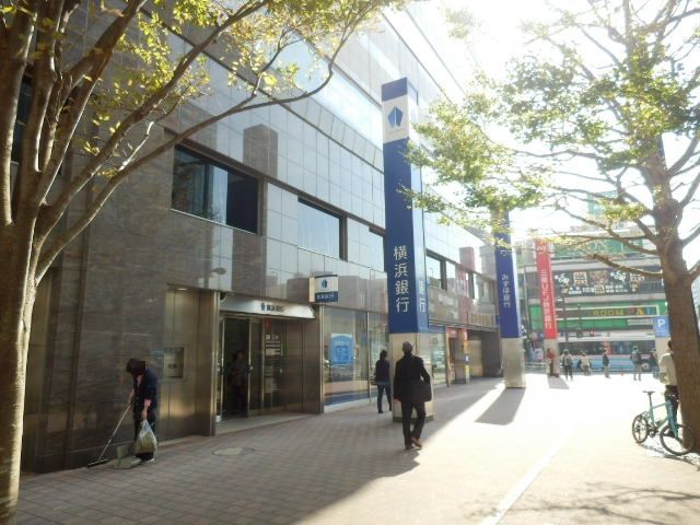 銀行　横浜銀行 上大岡支店（銀行）まで1652m