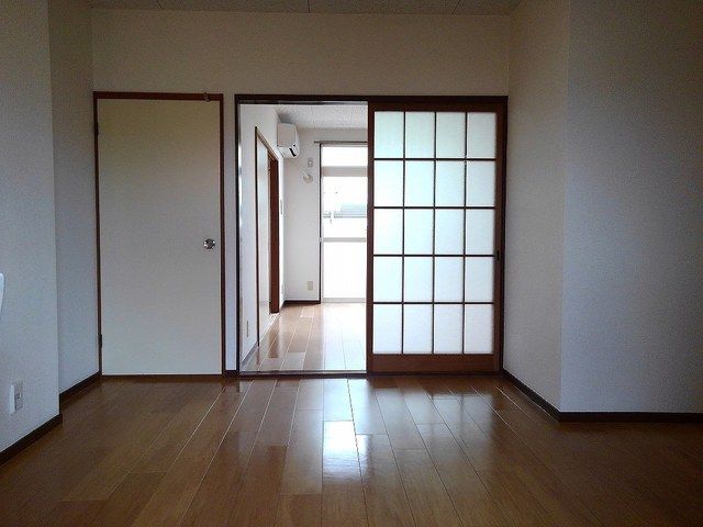 エルディム清和の内装写真