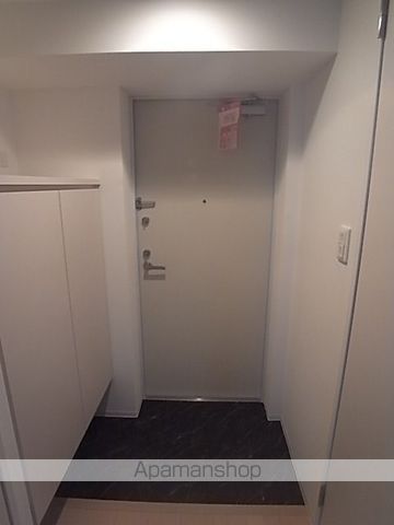 セレニテ本町エコートの玄関写真