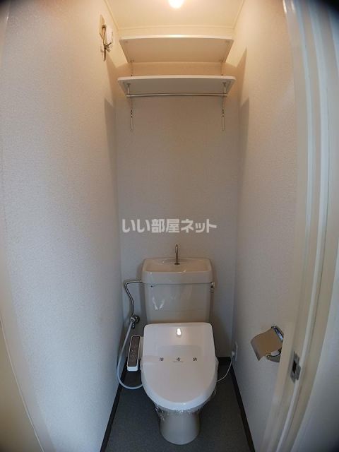 コーポスズキのトイレ写真