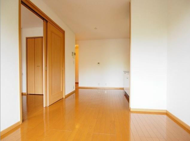 居室・リビング　日当たり良好なお部屋です。