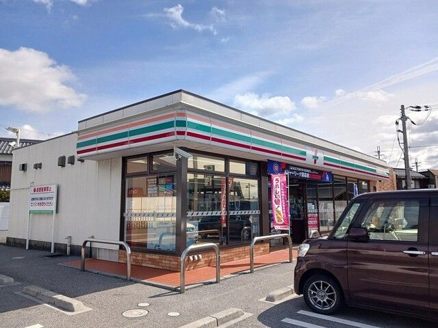 コンビニ　セブンイレブン長浜平方町店様（コンビニ）まで530m