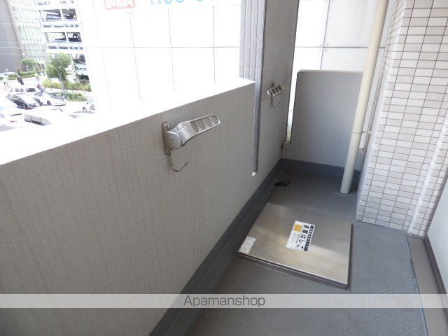 地下鉄御堂筋線 新大阪駅 徒歩8分 15階建 築20年の内装写真