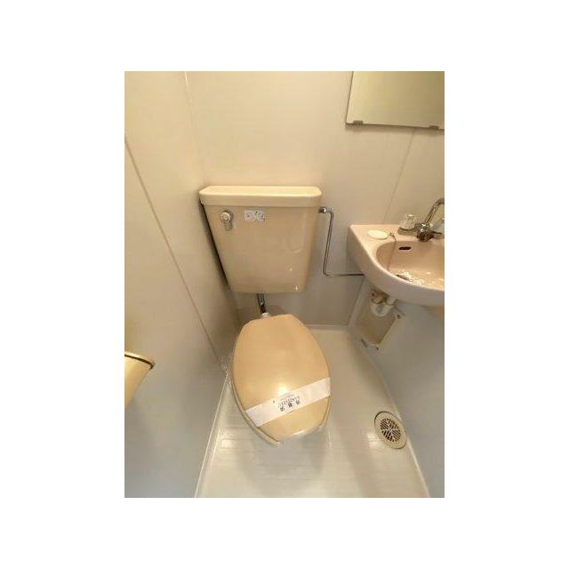 トイレ　別部屋写真参考