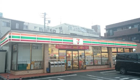 コンビニ　セブン-イレブン 横浜狩場町店（コンビニ）まで587m