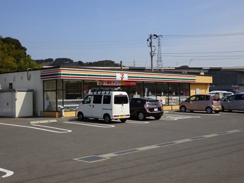 コンビニ　セブンイレブン 大村陰平町店（コンビニ）まで382m