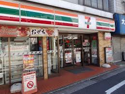 コンビニ　セブンイレブン 北区中十条3丁目店（コンビニ）まで351m