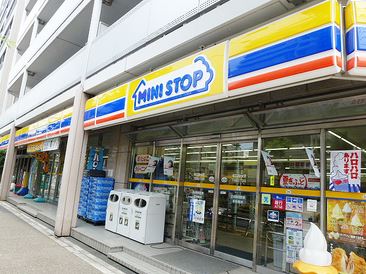 コンビニ　ミニストップ下目黒２丁目店（コンビニ）まで125m