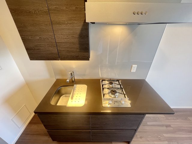 キッチン　別部屋反転写真