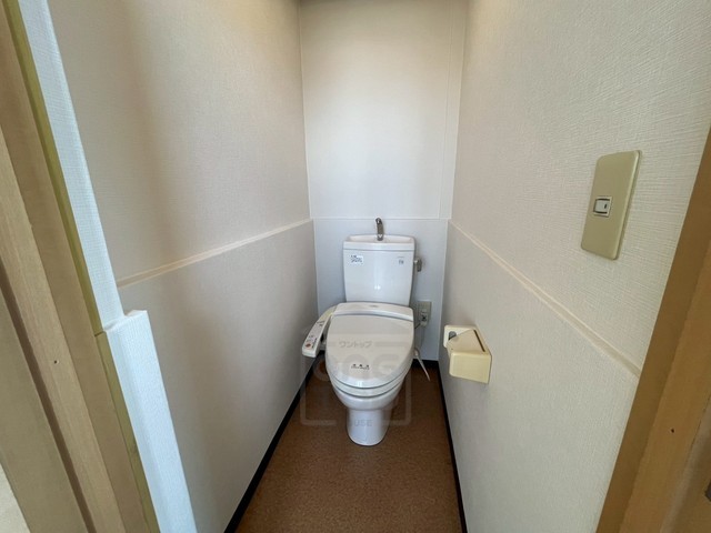 クリスタルビュー豊中南のトイレ写真
