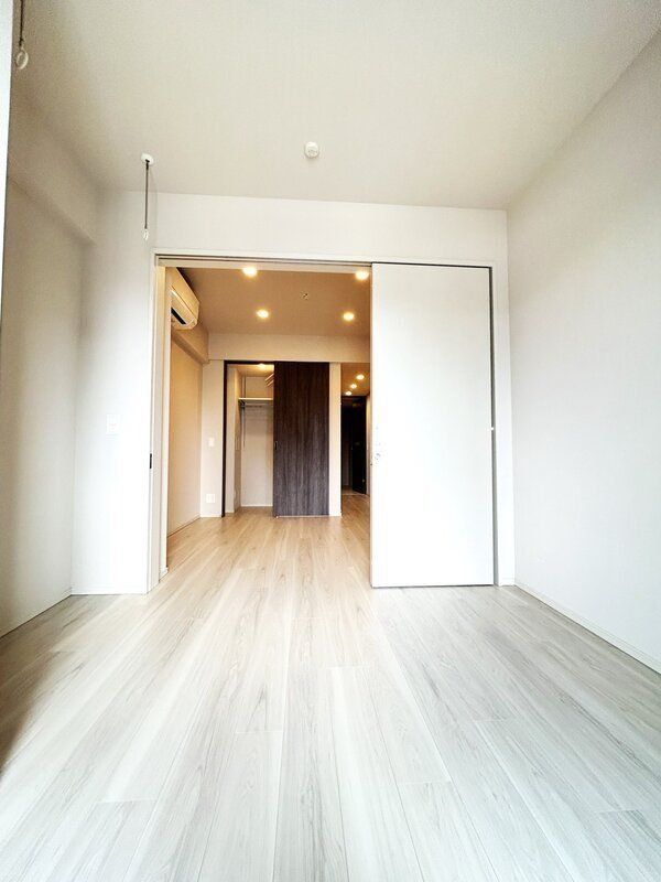 居室・リビング　※別部屋参考写真